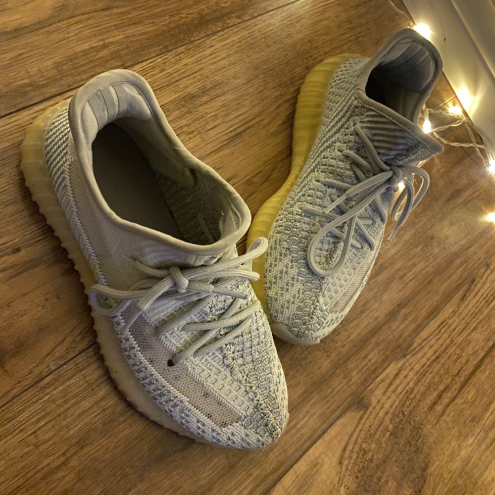 Shoes - Picture 3 of 3